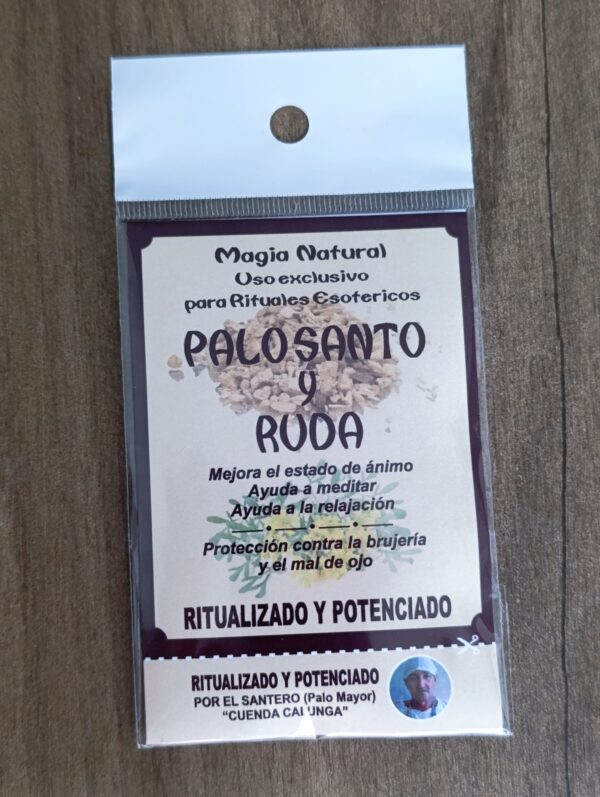 Palo santo y ruda